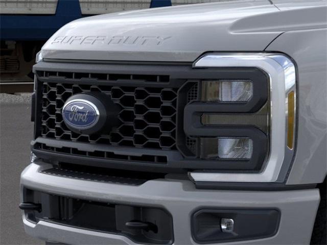 new 2025 Ford F-350 car, priced at $62,120