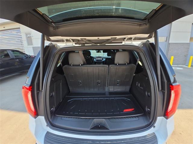 used 2022 GMC Yukon car, priced at $48,492