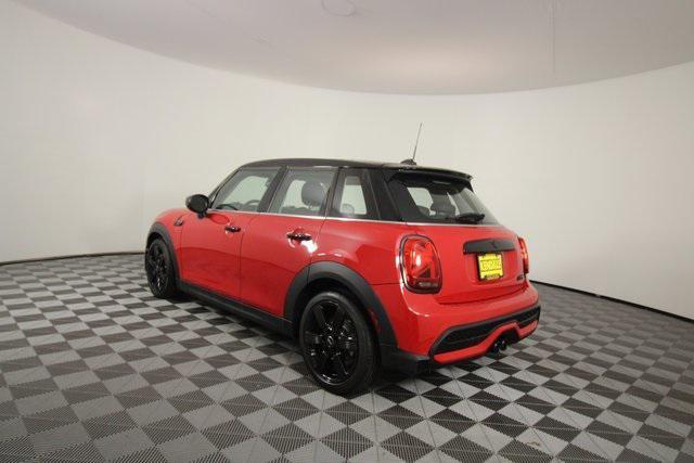 used 2022 MINI Hardtop car, priced at $24,422