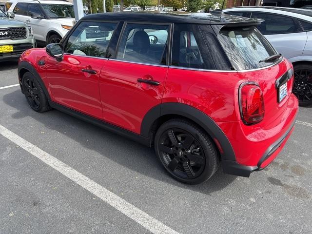 used 2022 MINI Hardtop car, priced at $26,466