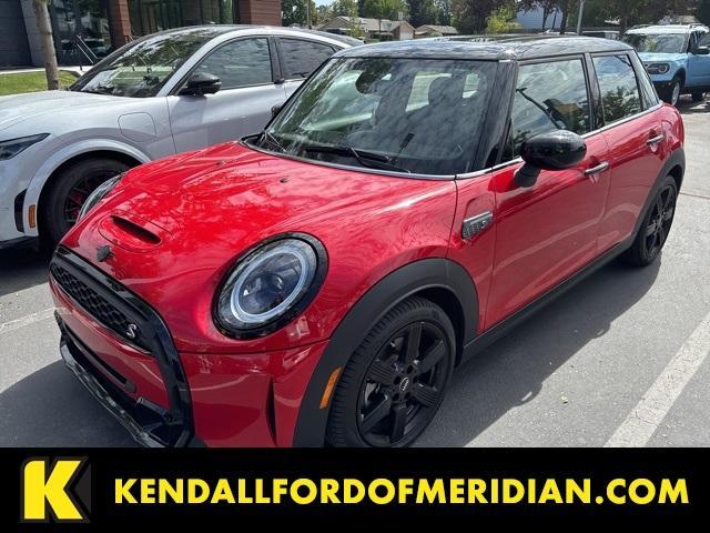 used 2022 MINI Hardtop car, priced at $26,466