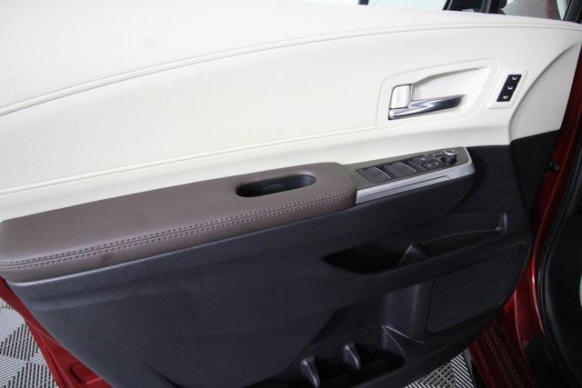 used 2024 Toyota Sienna car, priced at $59,481