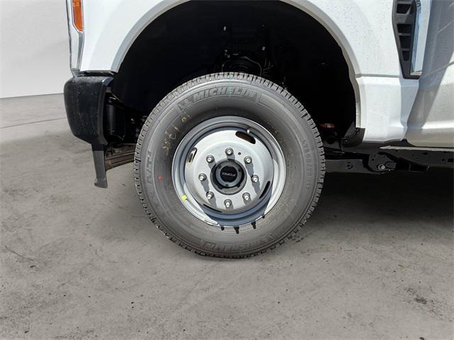 new 2025 Ford F-350 car, priced at $58,935