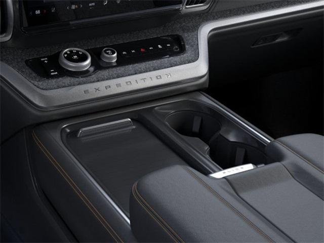 new 2025 Ford Expedition car, priced at $80,091