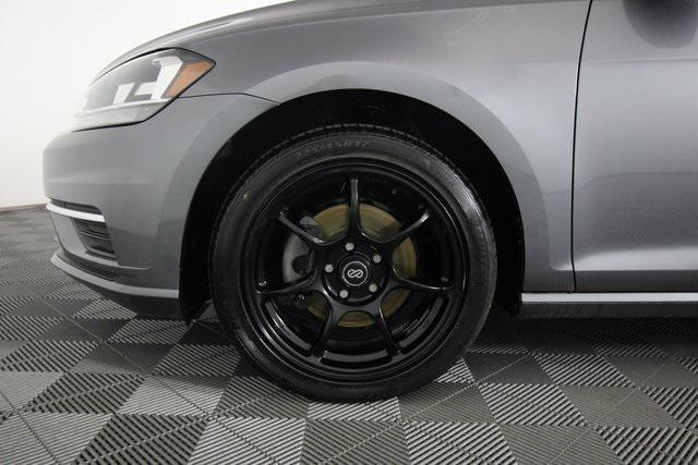 used 2018 Volkswagen Golf SportWagen car, priced at $17,964