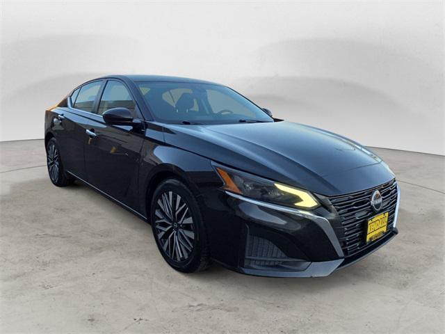 used 2023 Nissan Altima car, priced at $19,418