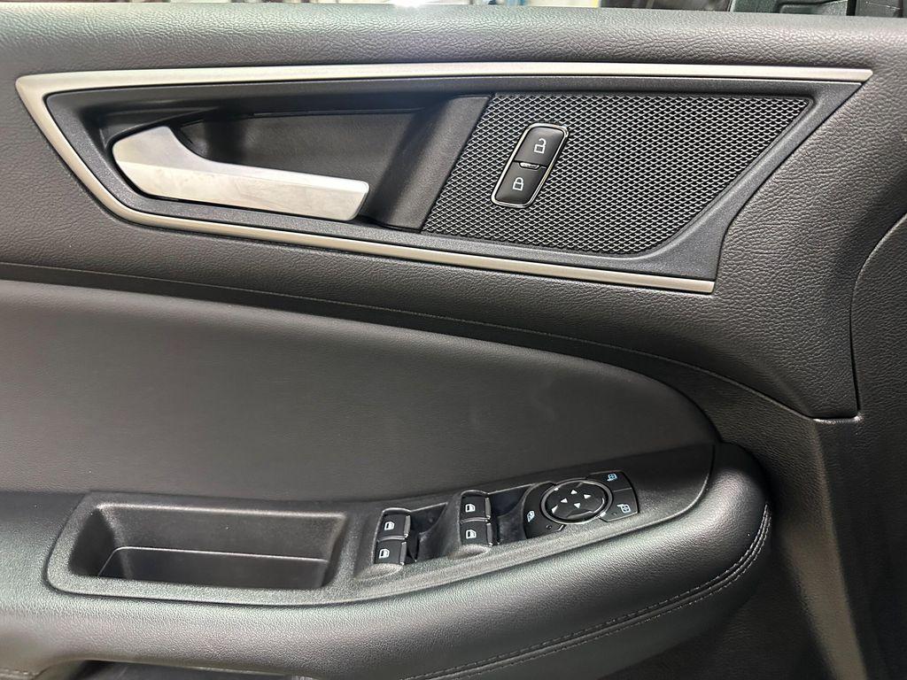 used 2024 Ford Edge car, priced at $28,580