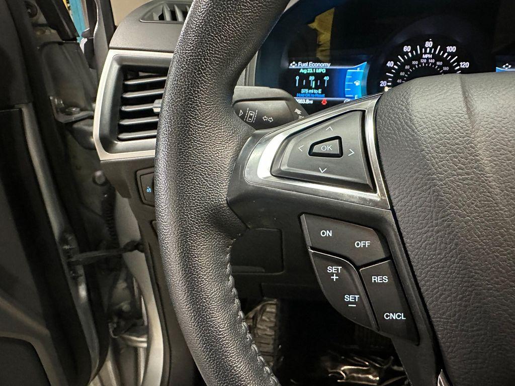 used 2024 Ford Edge car, priced at $28,580