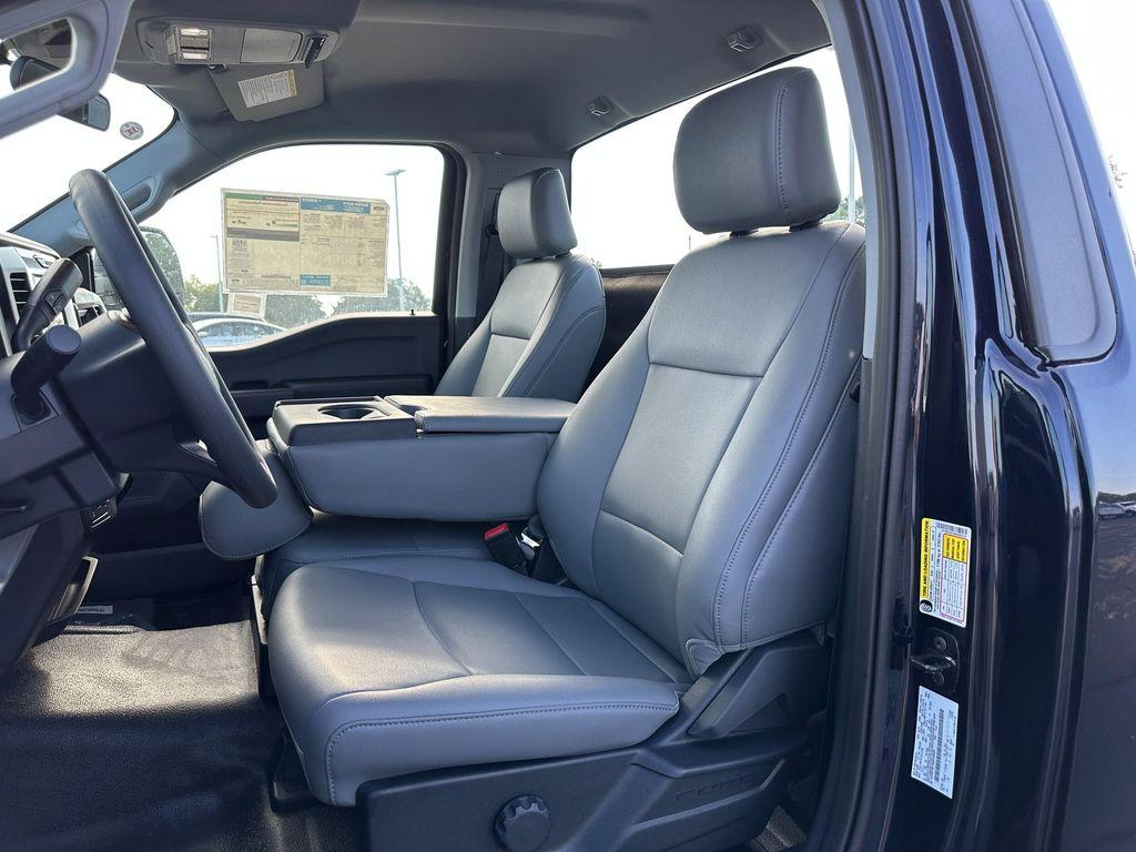new 2025 Ford F-350 car, priced at $60,180