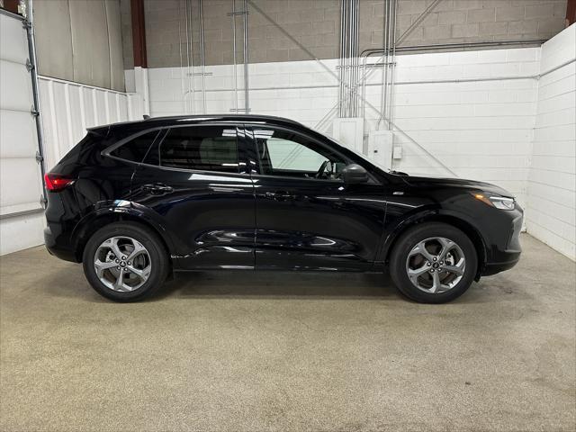 used 2023 Ford Escape car, priced at $25,980