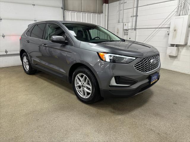 used 2024 Ford Edge car, priced at $28,980