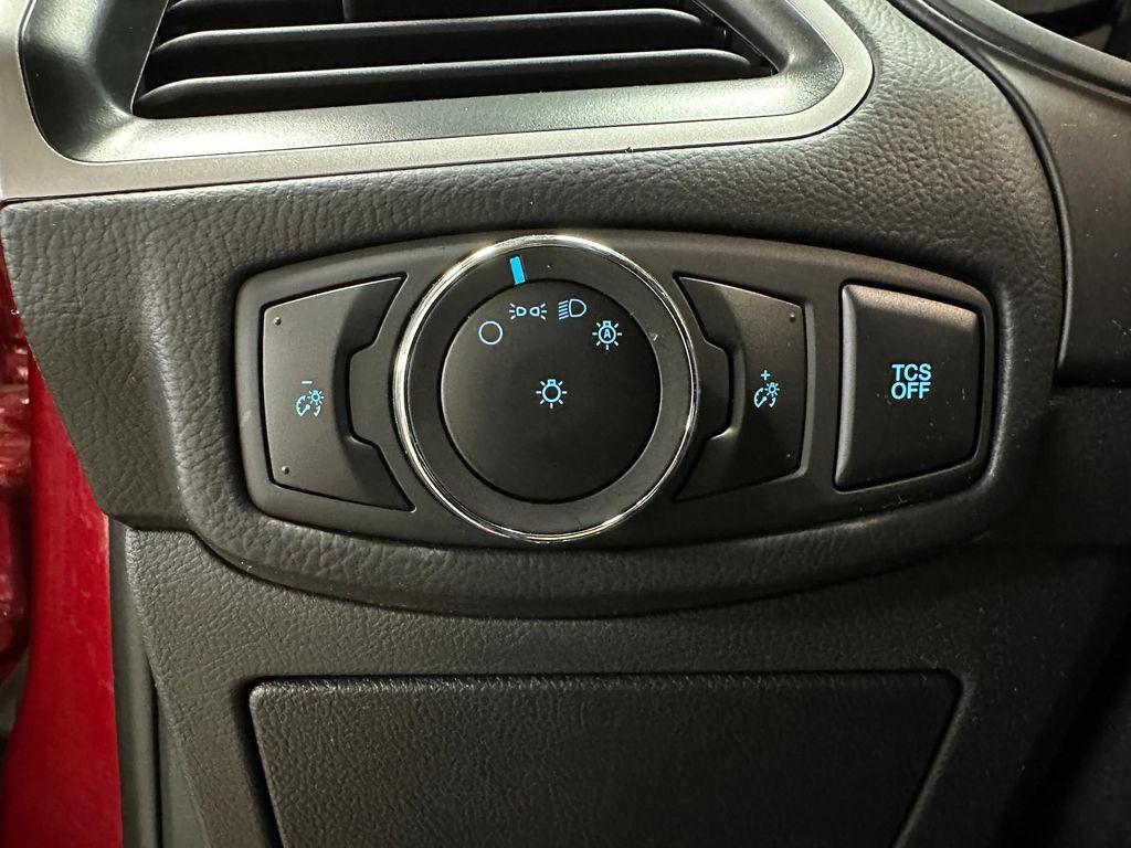 used 2024 Ford Edge car, priced at $24,400