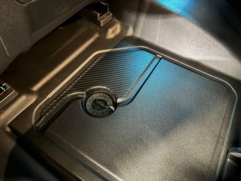 new 2025 Ford Bronco car, priced at $47,595