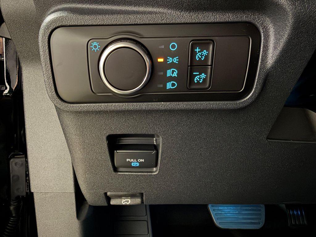 new 2025 Ford Bronco car, priced at $47,595