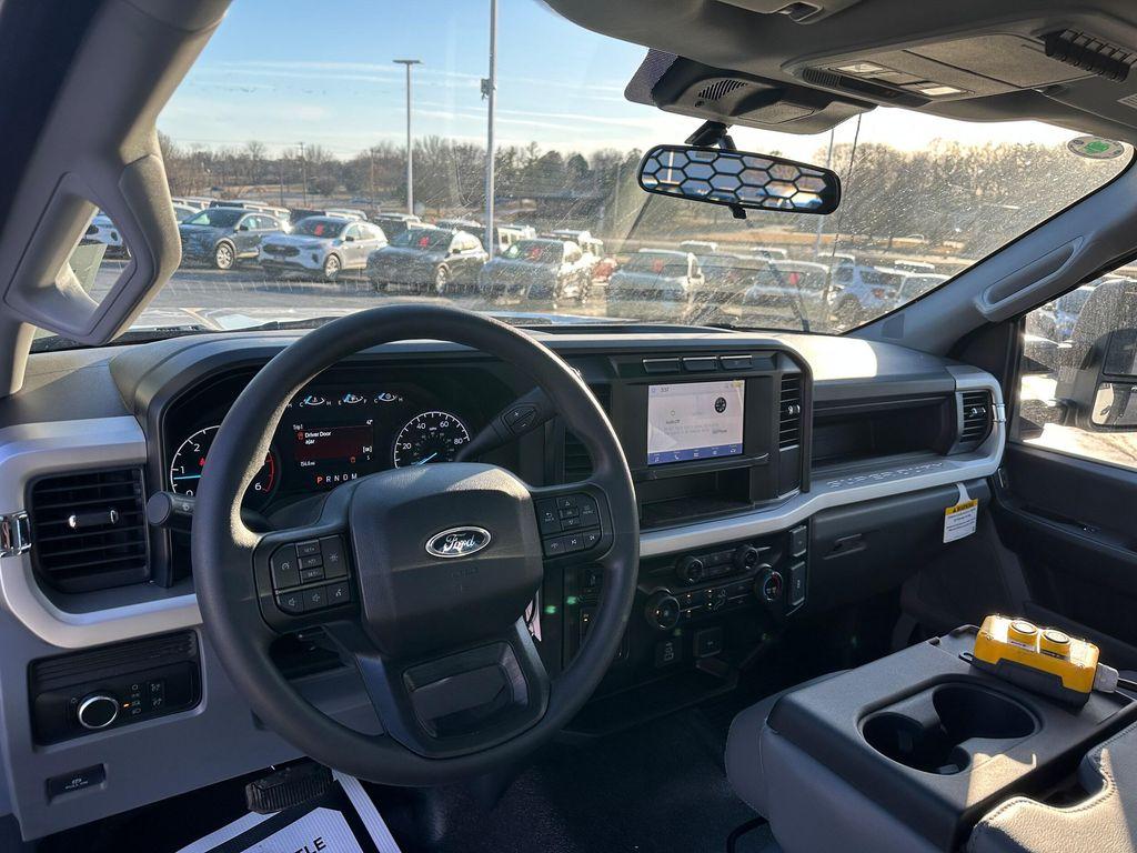 new 2024 Ford F-350 car, priced at $68,980