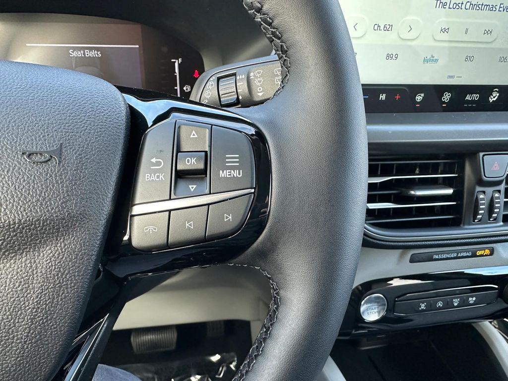 new 2025 Ford Escape car, priced at $30,980