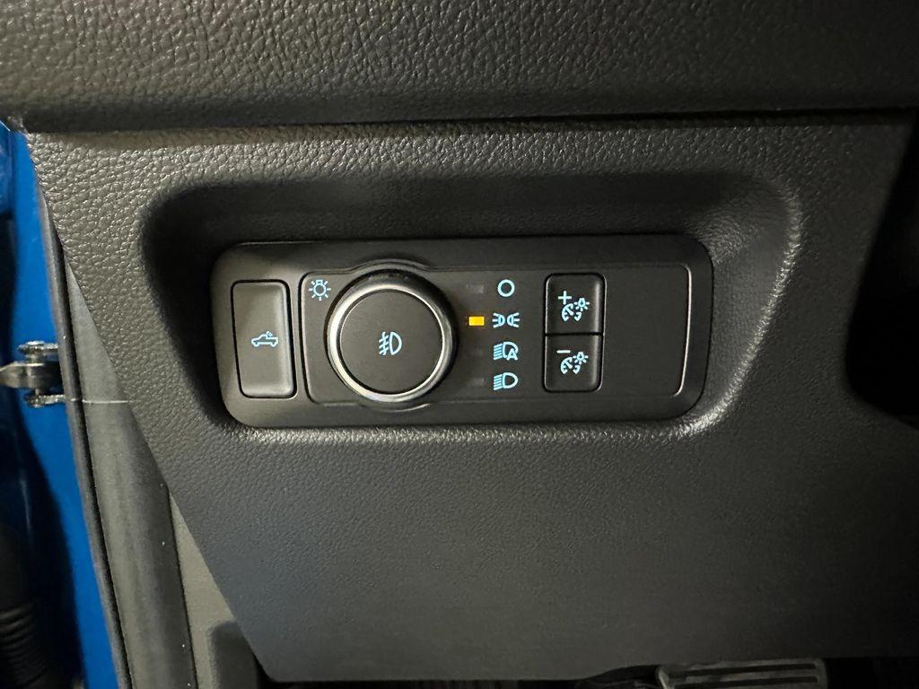 new 2025 Ford Ranger car, priced at $56,555