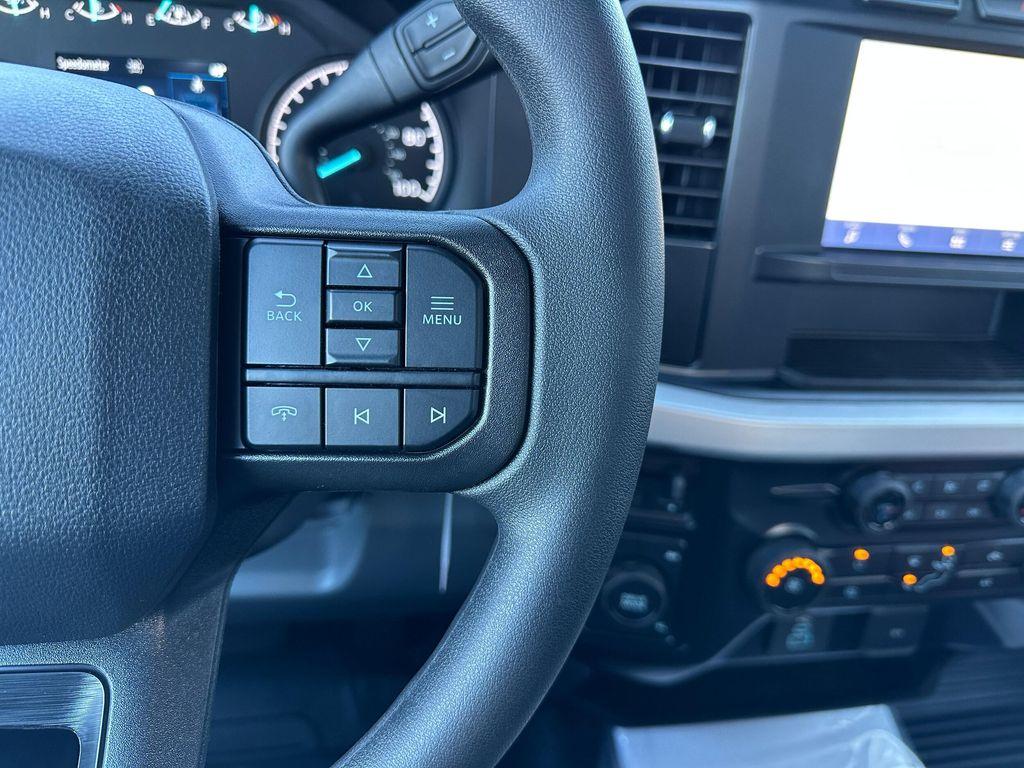 new 2024 Ford F-350 car, priced at $48,980