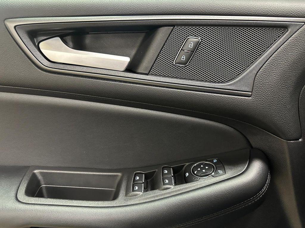 used 2022 Ford Edge car, priced at $25,980