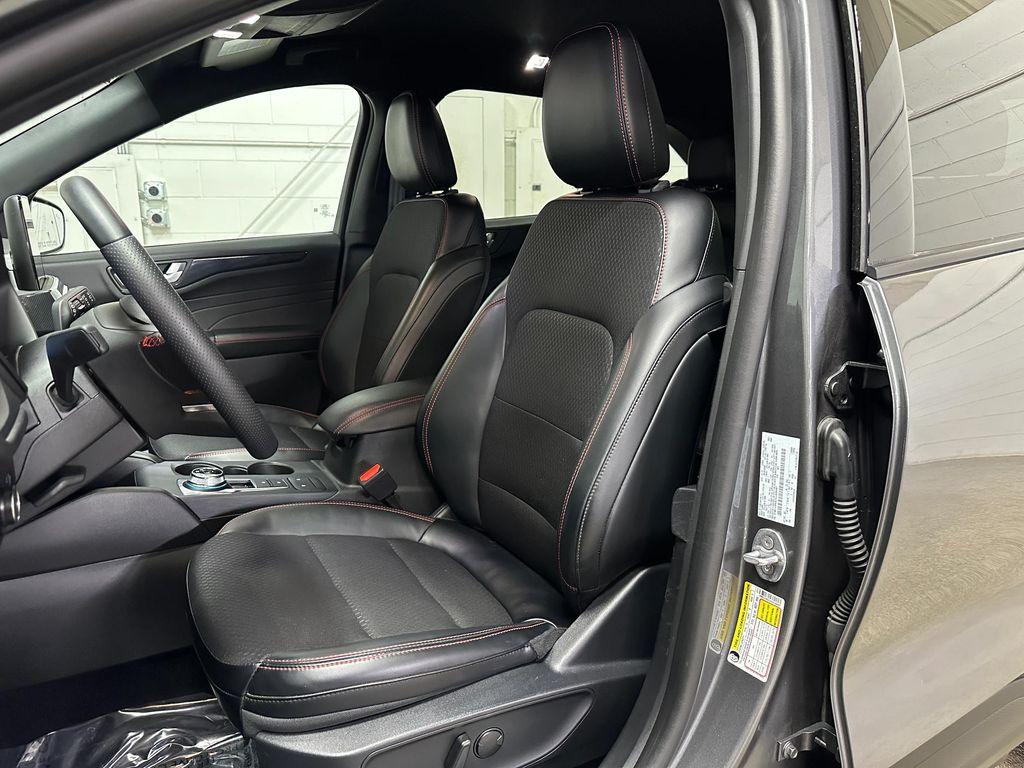 used 2025 Ford Escape car, priced at $28,980