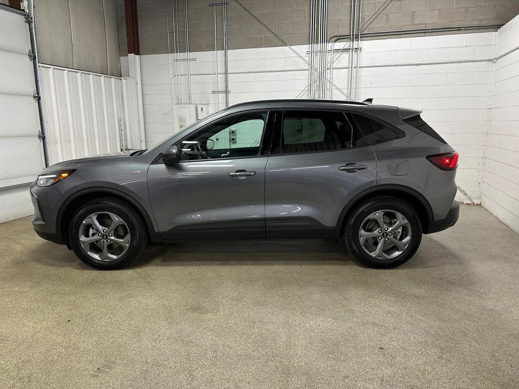 used 2025 Ford Escape car, priced at $28,980