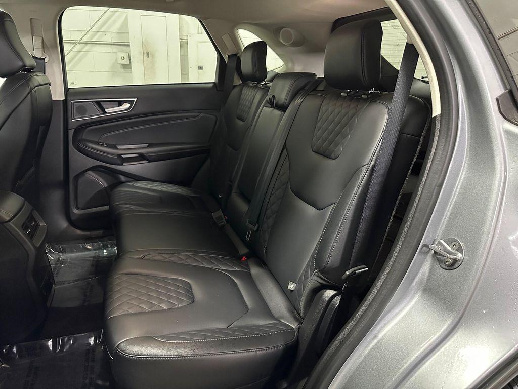 used 2024 Ford Edge car, priced at $30,740