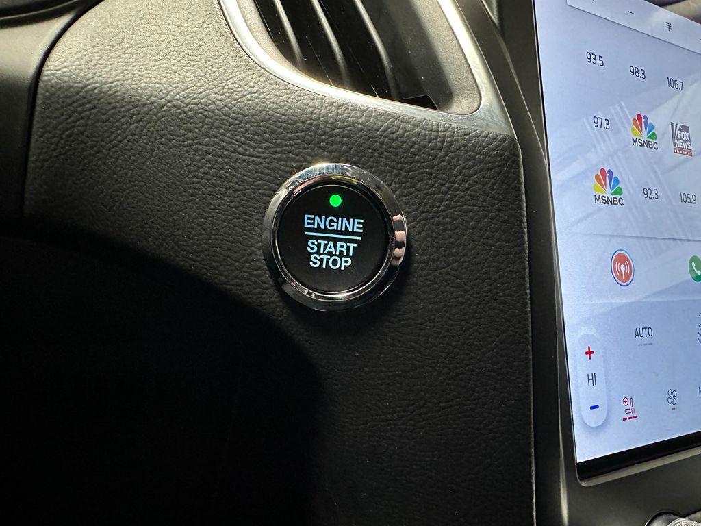 used 2024 Ford Edge car, priced at $30,740