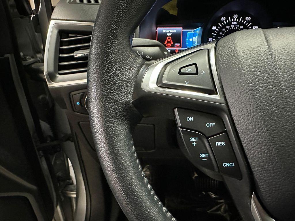 used 2024 Ford Edge car, priced at $30,740