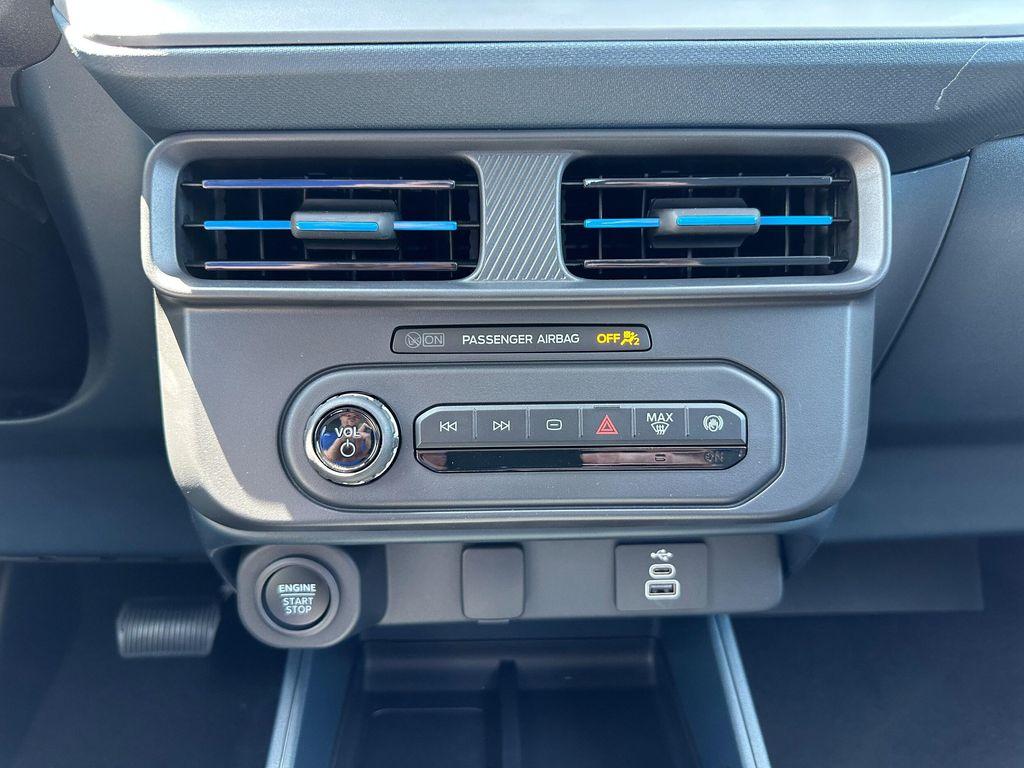 new 2025 Ford Maverick car, priced at $35,480
