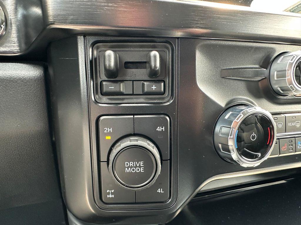 new 2025 Ford F-250 car, priced at $83,680
