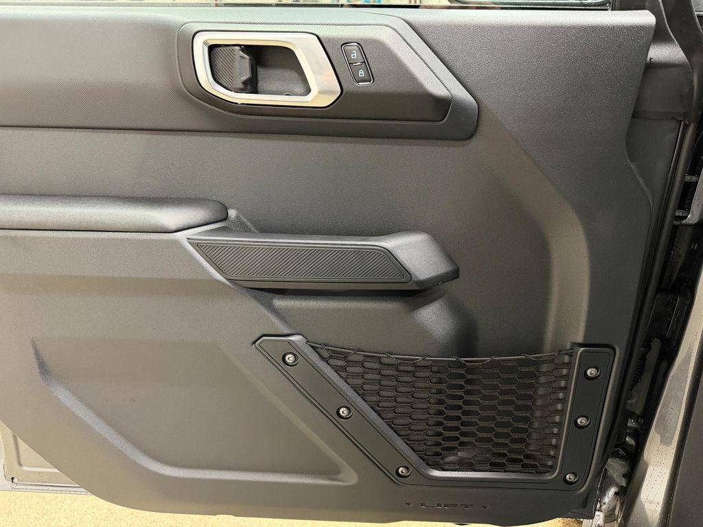 new 2025 Ford Bronco car, priced at $53,533