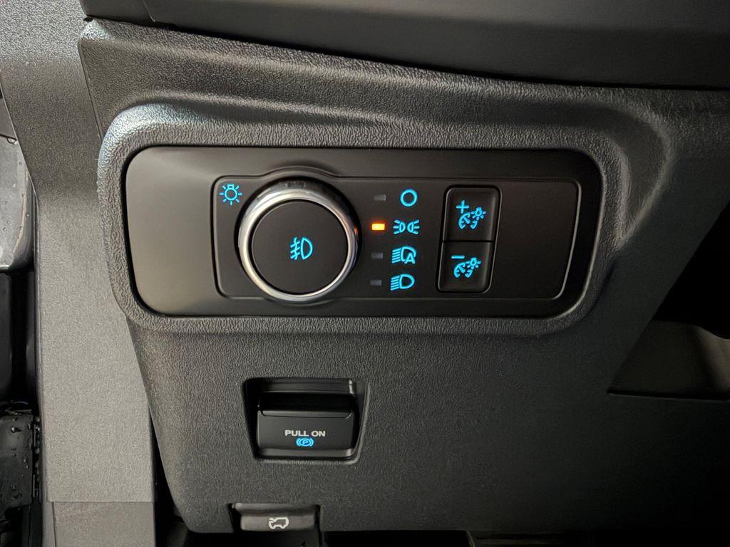 new 2025 Ford Bronco car, priced at $53,533