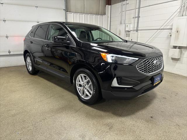 used 2024 Ford Edge car, priced at $28,980