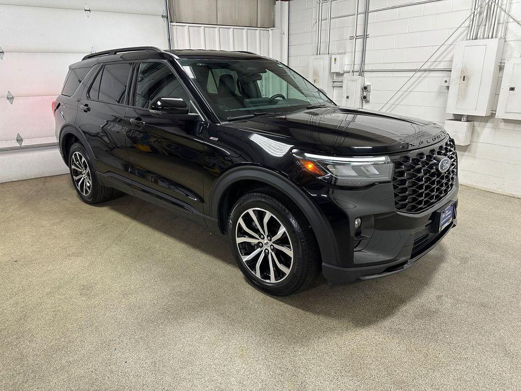 used 2025 Ford Explorer car, priced at $45,480