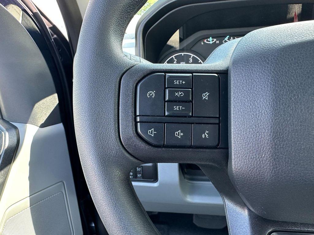 new 2025 Ford F-350 car, priced at $59,280