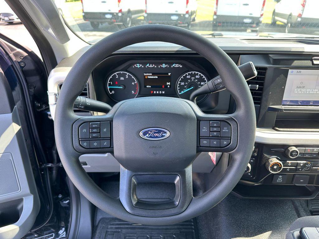new 2025 Ford F-350 car, priced at $59,280