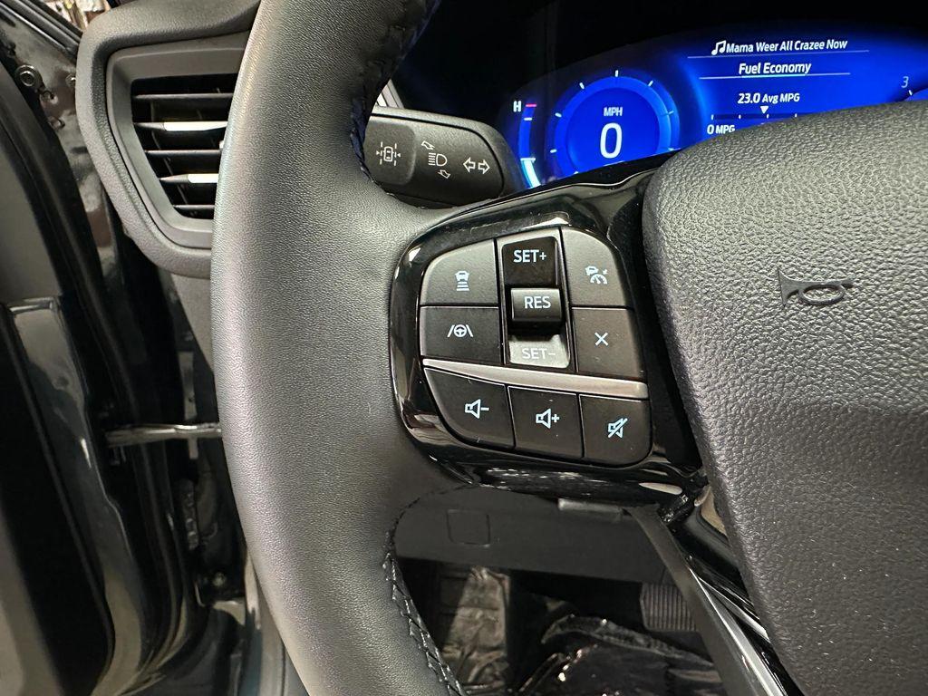 used 2022 Ford Escape car, priced at $26,880