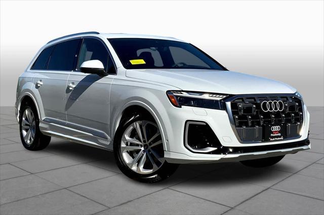 new 2025 Audi Q7 car, priced at $81,800