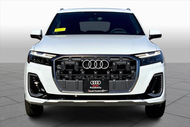 new 2025 Audi Q7 car, priced at $81,800