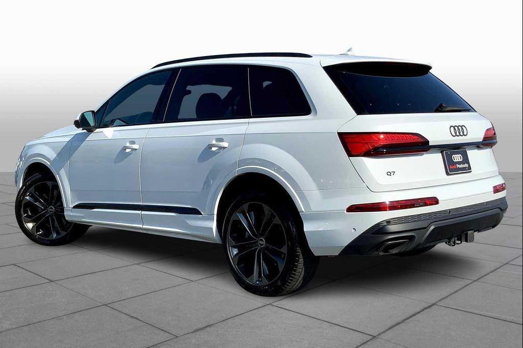 used 2025 Audi Q7 car, priced at $60,720