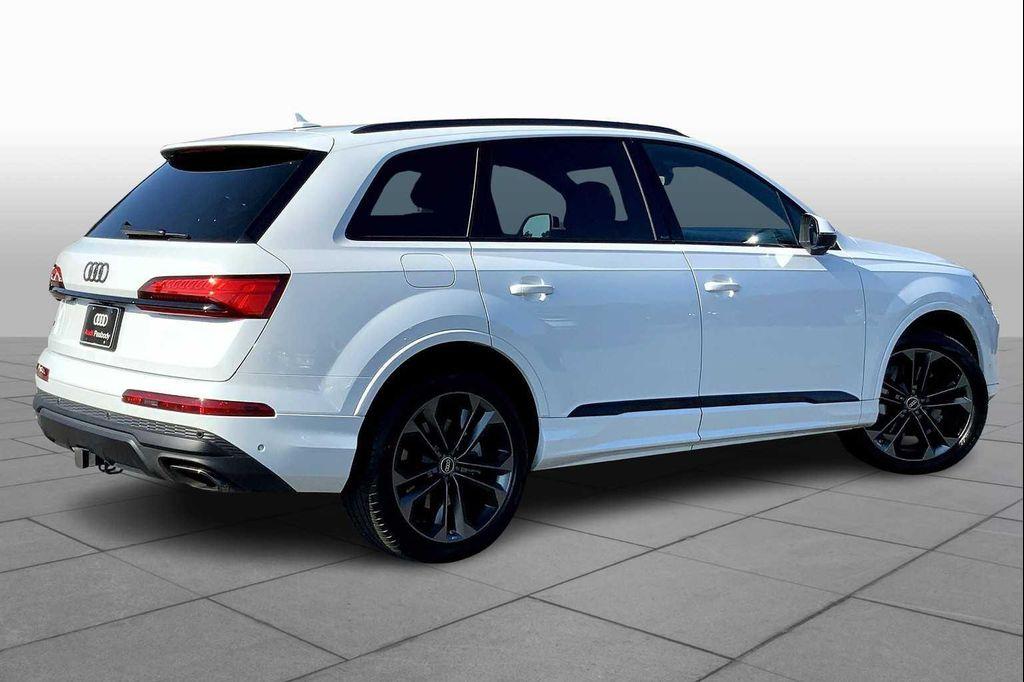 used 2025 Audi Q7 car, priced at $60,720