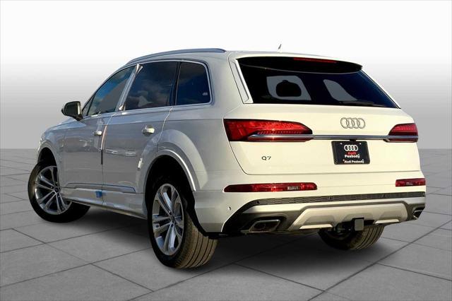 new 2025 Audi Q7 car, priced at $73,480