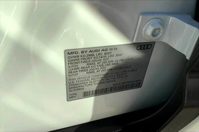 new 2025 Audi Q7 car, priced at $73,480