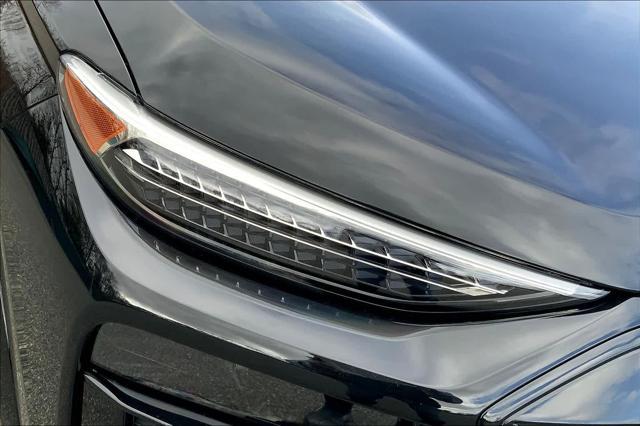 new 2025 Audi Q6 e-tron car, priced at $75,515