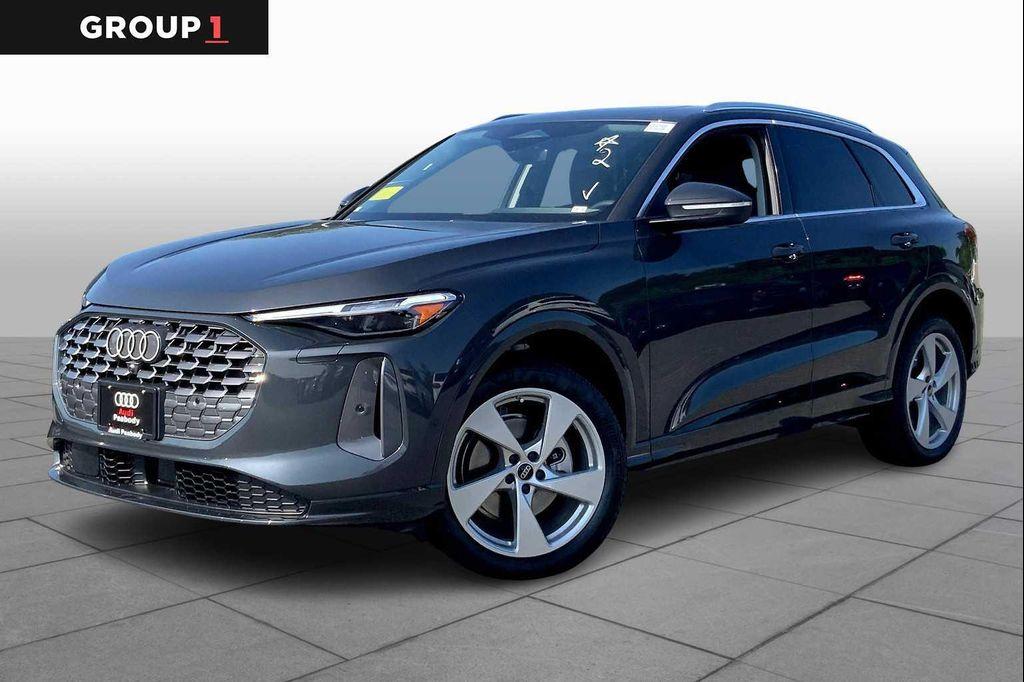 new 2025 Audi Q5 car, priced at $62,080
