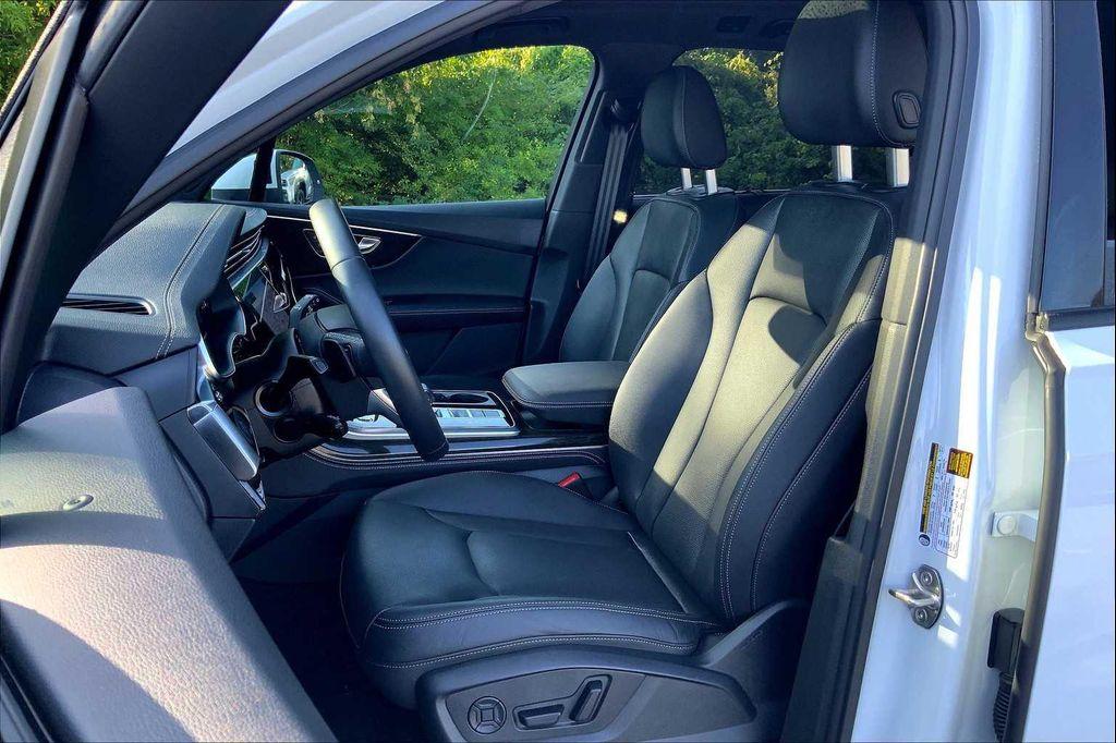 used 2025 Audi Q7 car, priced at $62,720