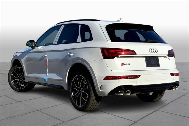 new 2025 Audi SQ5 car, priced at $70,270