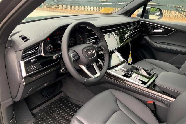 new 2025 Audi Q7 car, priced at $76,575
