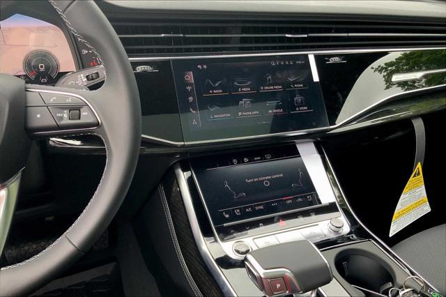 new 2025 Audi Q7 car, priced at $76,575