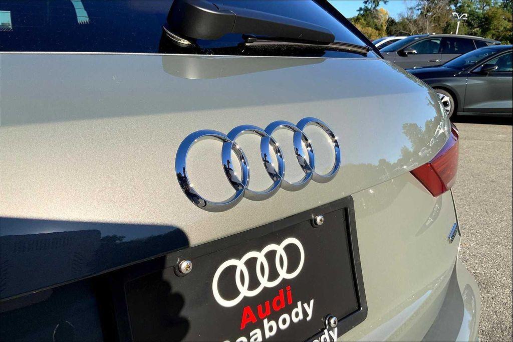 new 2025 Audi Q3 car, priced at $44,965